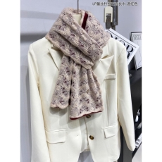 Loro Piana Scarf